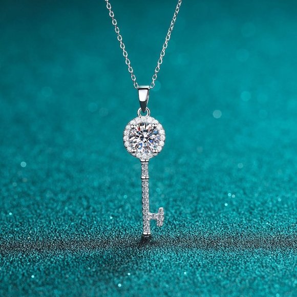 Certified 1ct. t.w. Diamond Moissanite Key Necklace NEW - Picture 3 of 7